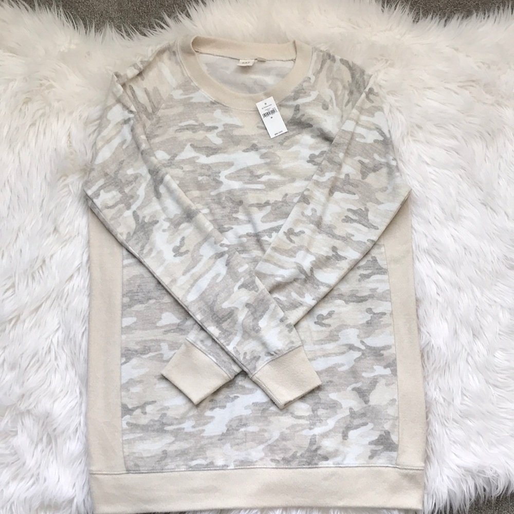 Gap maternity sweatshirt